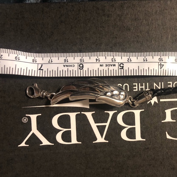 King Baby Feather Bracelet - Picture 4 of 4